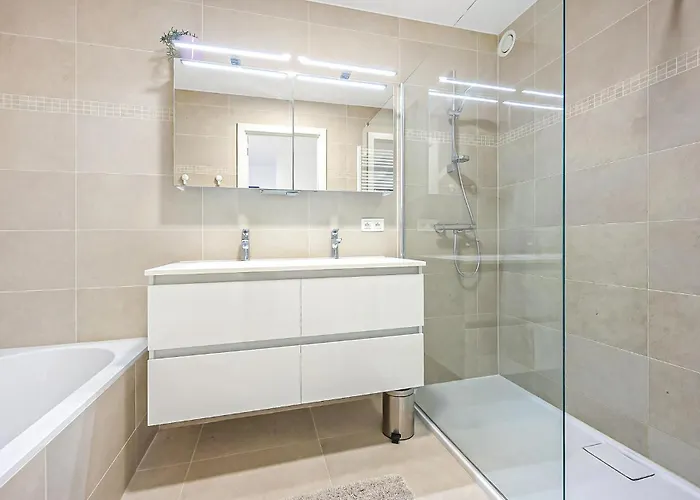 Cozy In With Wifi Апартаменти