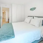 Апартаменты Cozy In With Wifi Остенде